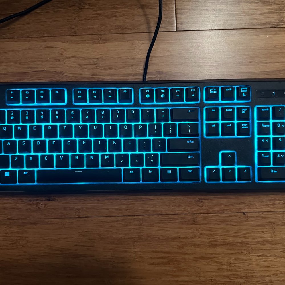 Razer Ornata Chroma - Gaming Keyboard